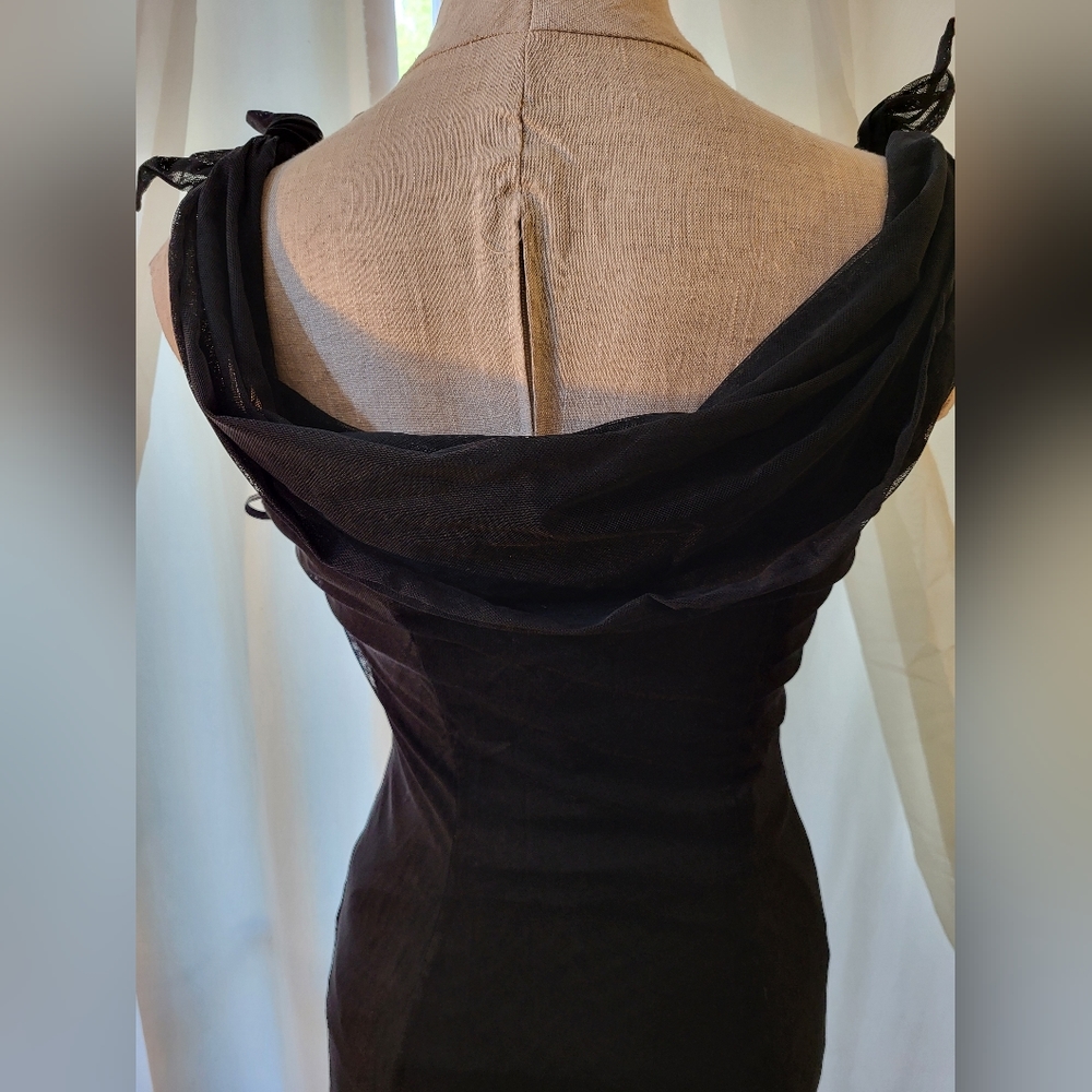 CHETTA B Sherrie Bloom.Peter Noviello  Formal black dress Size 4. - Picture 4 of 7